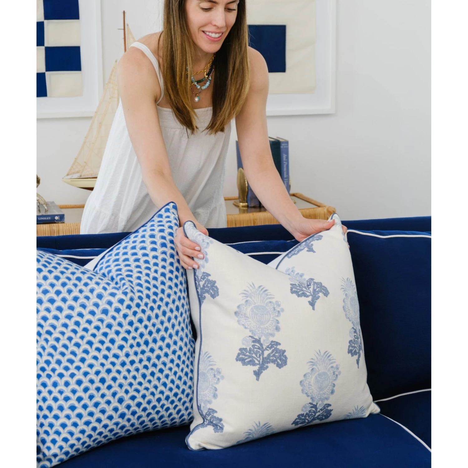 Cornflower Decorative Pillow With Insert 2 Cornflower Decorative Pillow With Insert - Image 2