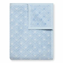Seaside Scallop Fog Blanket