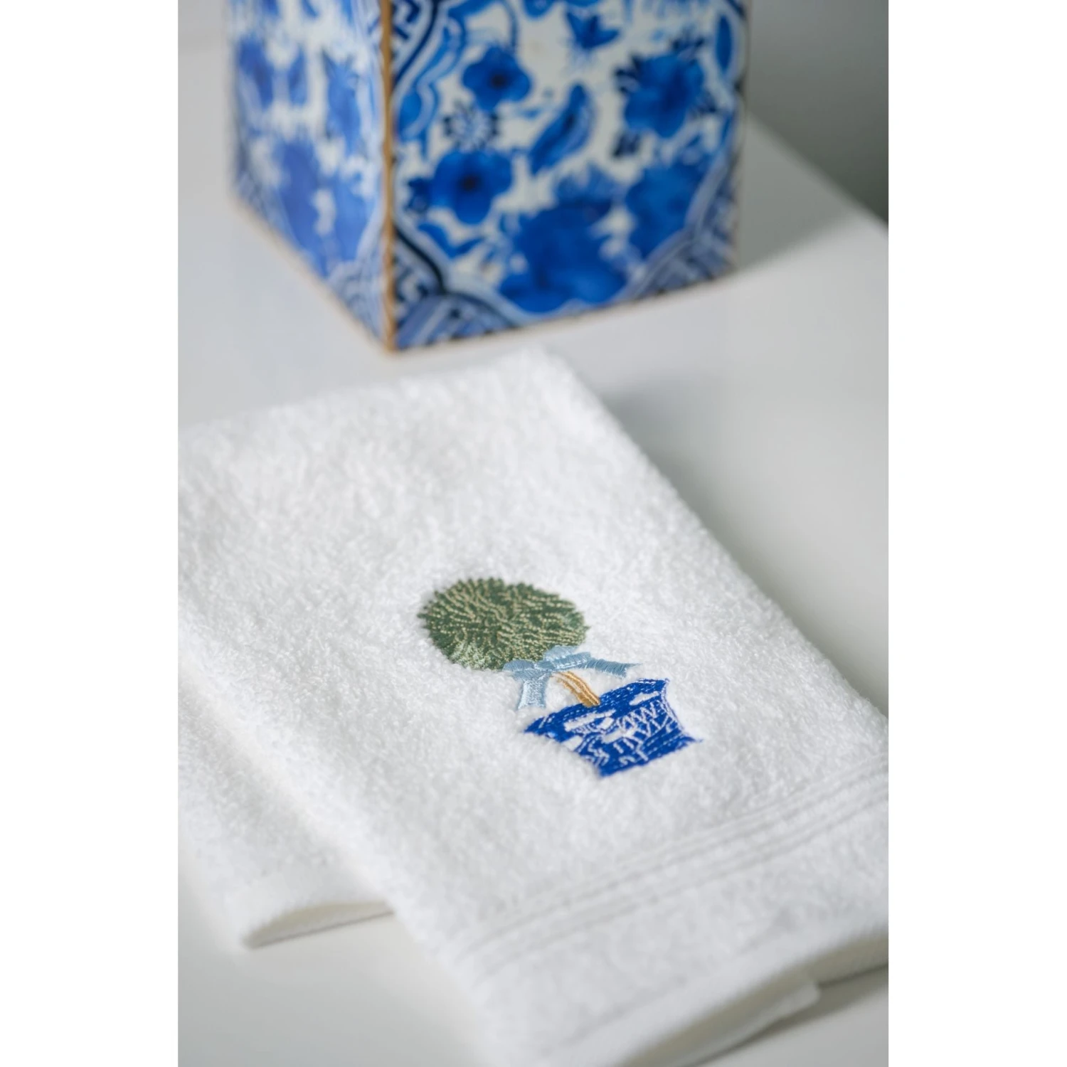 Embroidered Boxwood Plush Terry Guest Towel 3 Embroidered Boxwood Plush Terry Guest Towel - Image 3