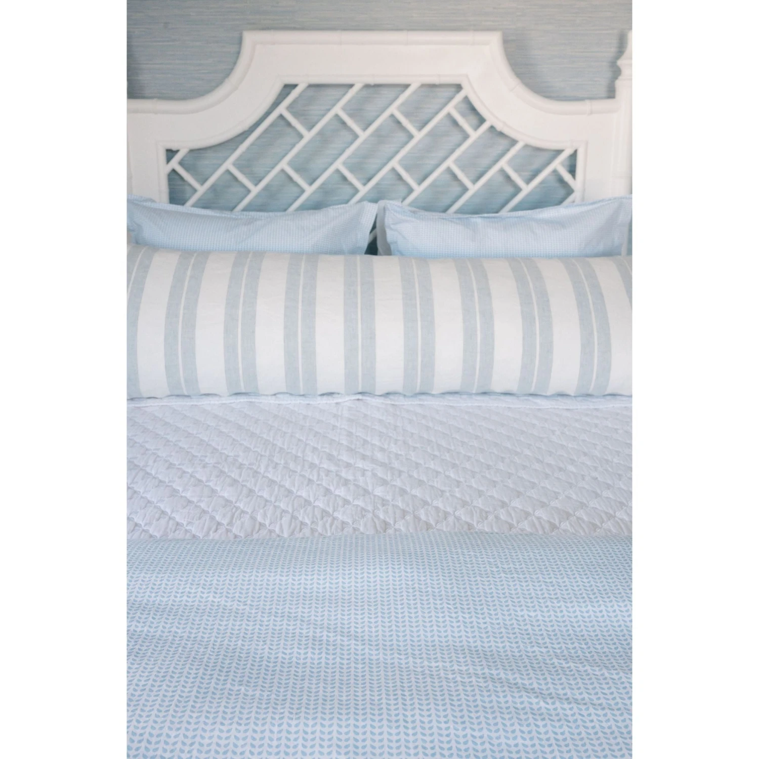 Cinde Light Indigo Duvet By John Robshaw 3 Cinde Light Indigo Duvet By John Robshaw - Image 3
